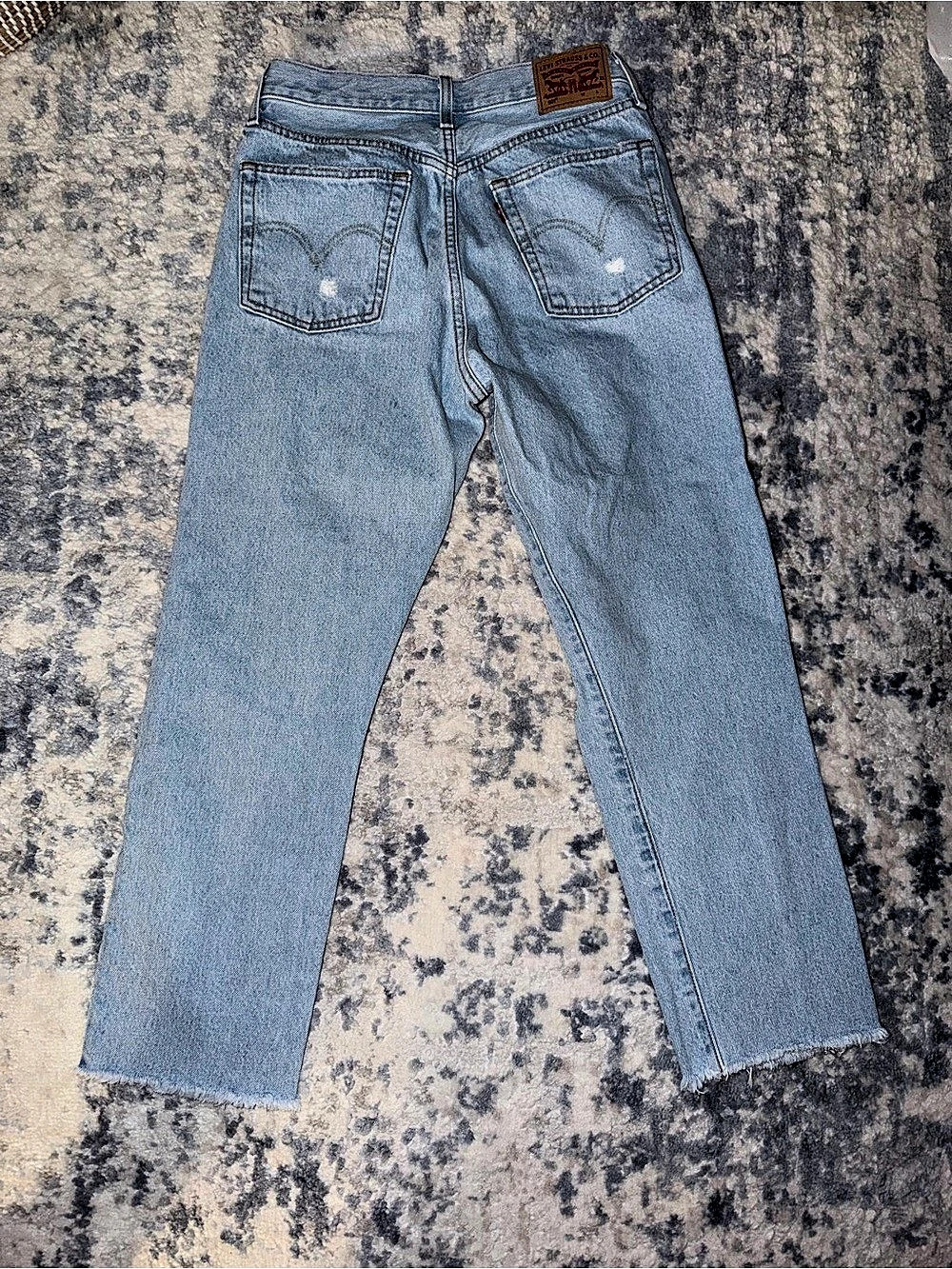 Levi's 501 High Waisted Straight Leg Jeans - Picture 3 of 3